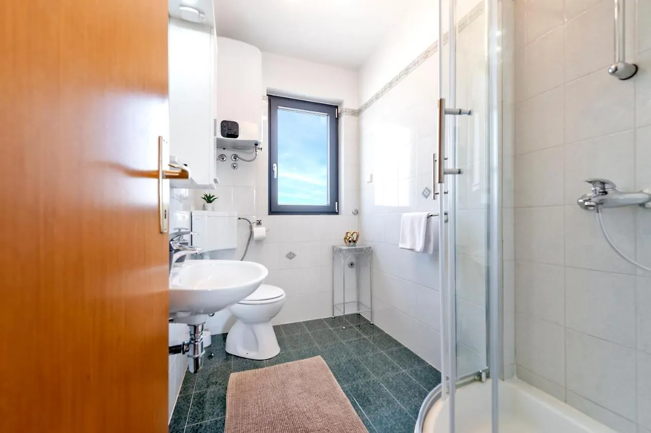 Guest House Casa Santin Rovinj 3*,  Kroatien